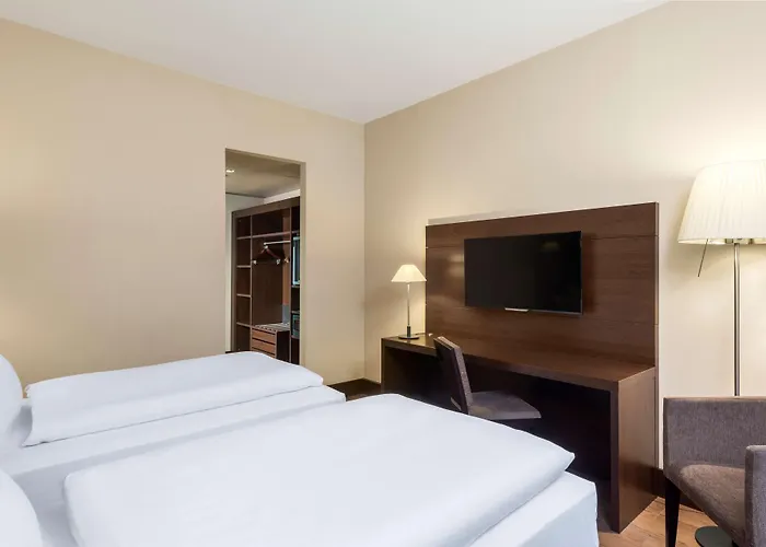 Hotel Nh Königsallee 4*