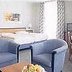 Nh Koenigsallee 4*