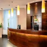 Nh Koenigsallee Hotel 4*
