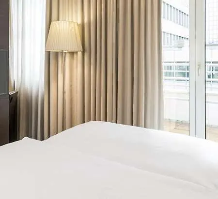Nh Königsallee Hotel 4*