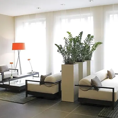 Nh Koenigsallee Hotell 4*