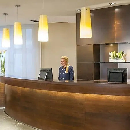 Hotell Nh Koenigsallee