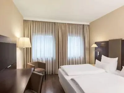 Nh Koenigsallee Hotel