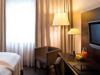 Nh Koenigsallee 4*