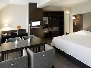 Nh Koenigsallee 4*